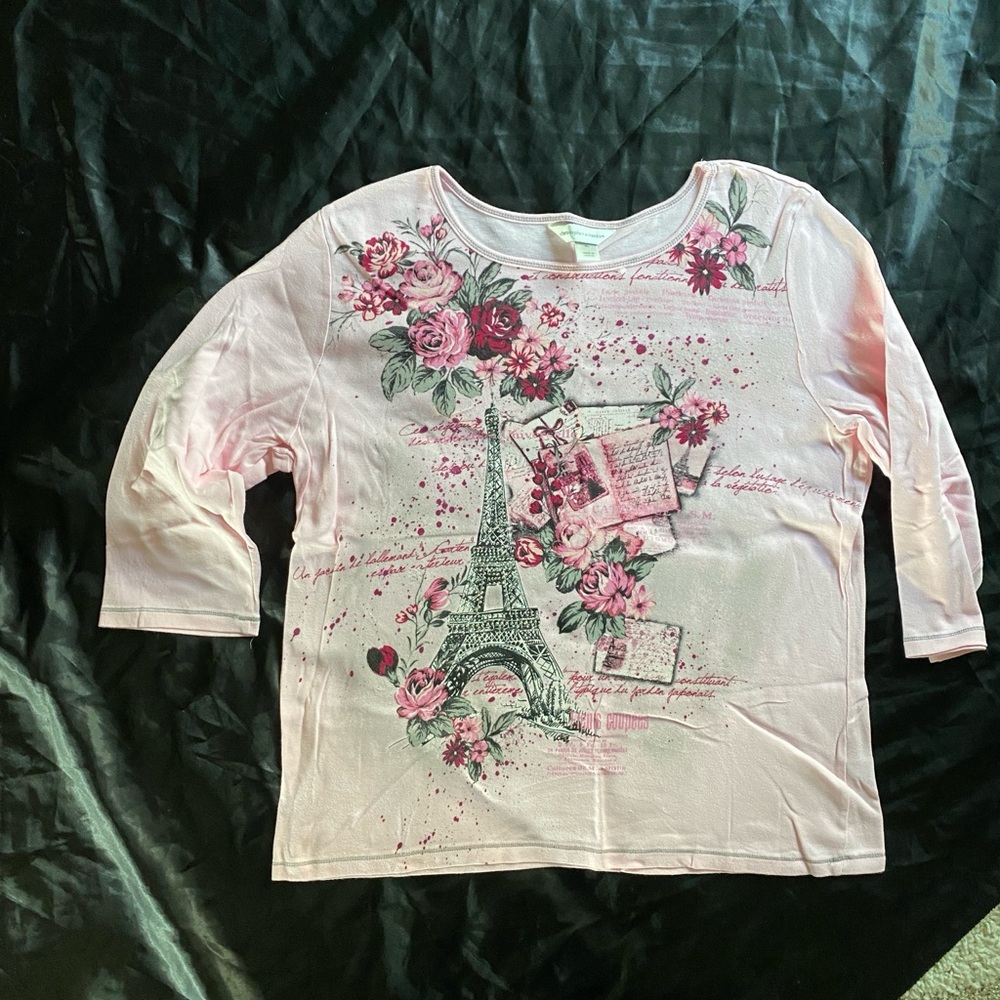🔥3/$25- Christopher & Banks Pink Floral Eiffel Tower Long Sleeve Tee